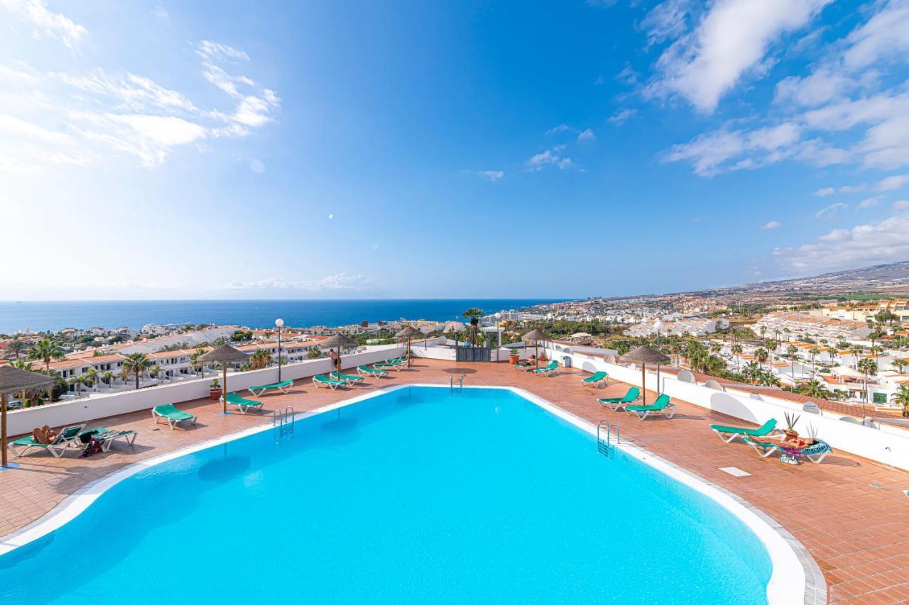 Island Village Ocean View Apartament