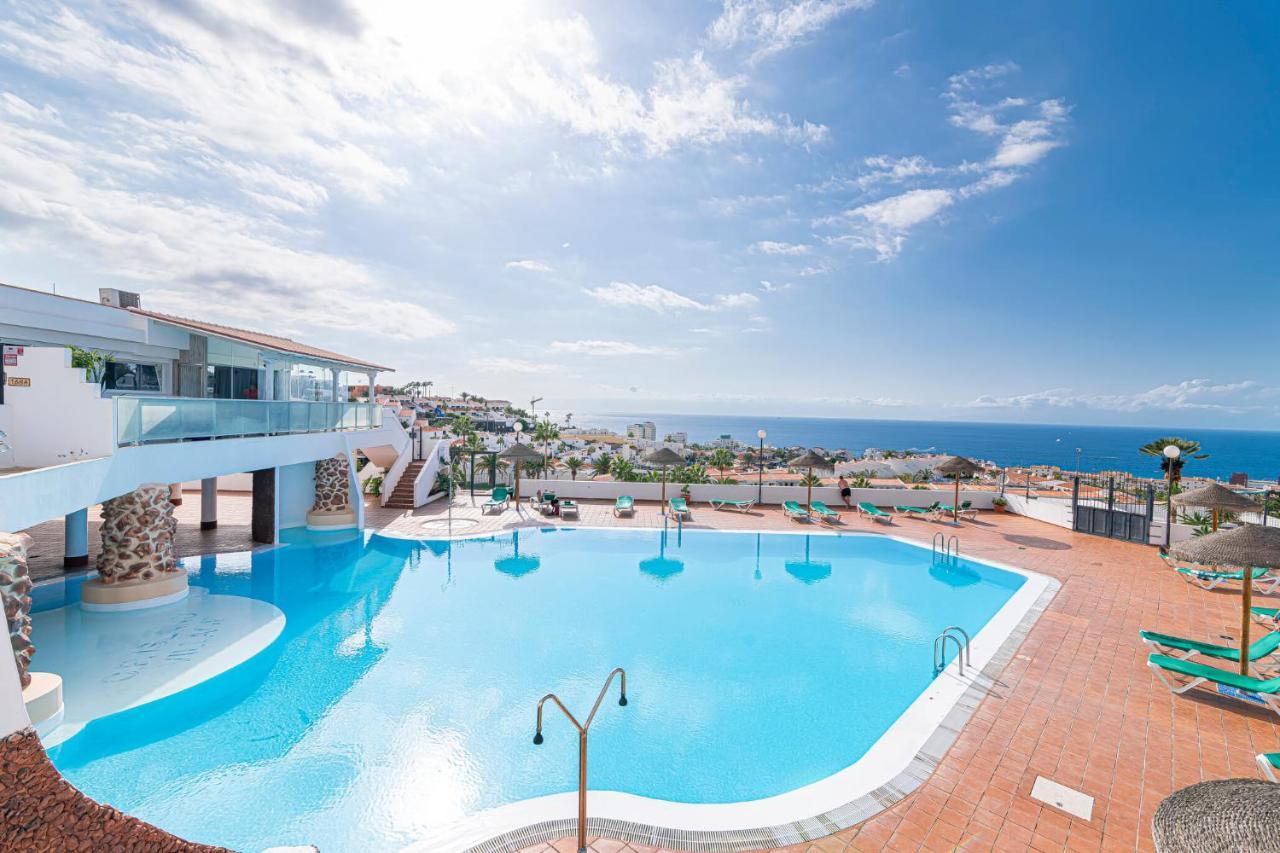 Island Village Ocean View Apartment